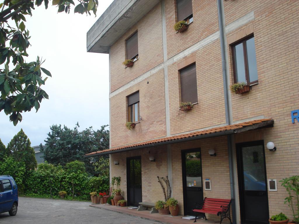 Siena Residence Tognazza Exterior foto